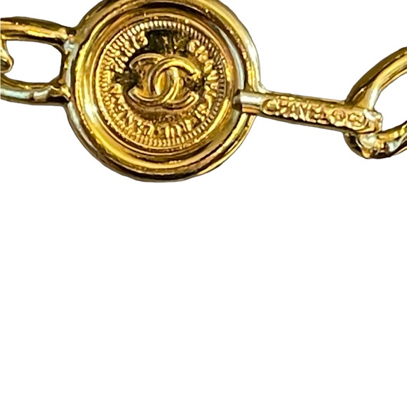 Vintage 1993 (93A) Chanel Authentic Gold finish chain belt - Picture 10 of 16